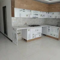 آپارتمان ۱۰۰ متری کلید نخورده ، لابی ،استخر