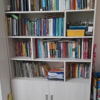 کتابخانه سالم و تمییز