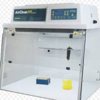 استخدام رشته های آزمایشگاهی