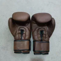 دستکش بوکس چرم اصل از برند Reyes|تجهیزات ورزشی|فردیس, فردیس|دیوار