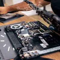 آموزش تعمیرات لپ‌تاپ با مدرک فنی‌حرفه‌ای