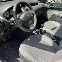 پژو ۲۰۶/رنت انواع خودروهای داخلی/کرایه اتومبیل|خودرو اجاره‌ای|تهران, فلسطین (میدان انقلاب)|دیوار