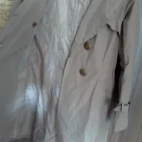 شلوارجین و تعدادی لباس درحد نو