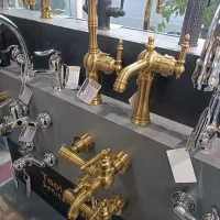 شیر آلات زیبا و جدید علم دوش