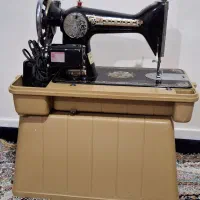 دوعدد چرخ خیاطی  وابمیوه گیر توشیبا