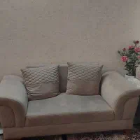 مبلمان راحتی ۲ ست کامل|مبلمان خانگی و میز عسلی|قم, انسجام|دیوار