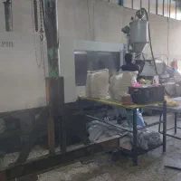 استخدام نیروی تزریق پلاستیک