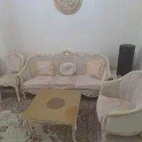 مبل و فرش و میز عسلی و میز تلویزیون