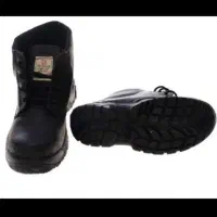 کفش ایمنی|کیف، کفش، کمربند|شاهین‌شهر, نظامی|دیوار