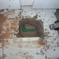 نشت یابی دستگاه نقطه زن نشتیابی وتعمیر درجا