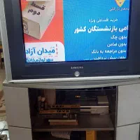 تلویزیون و میز تلویزیون|تلویزیون و پروژکتور|کرج, حیدرآباد|دیوار