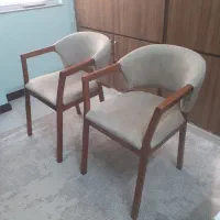 صندلی چوبی