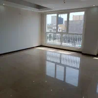 ۱۰۵ متری جنوب فلکه اول  دو‌پارکینگ (کلید نخورده)