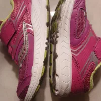 کتانی برند saucony|کفش و لباس بچه|تهران, فرمانیه|دیوار