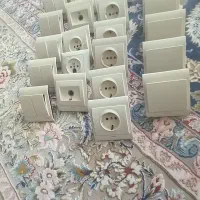 کلید دو پل و آنتن و تلفن و قاب مهتابی