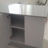 جزیره کابینتی .