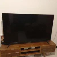 میز و تلویزیون برند دوو