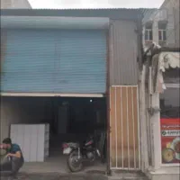 فروش خانه ویلایی با۳ باب مغازه بَرِ میدان کشاورز|فروش خانه و ویلا|قم, زند آباد|دیوار