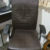 صندلی چرخدار اداری