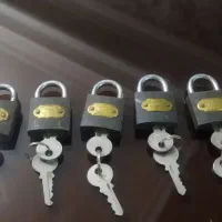 ۵ عدد قفل کوچک