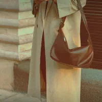 کیف جادار|کیف، کفش، کمربند|قم, جهان بینی|دیوار