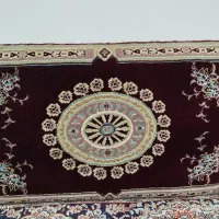 فرش و پشتی