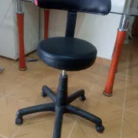سه تاصندلی چرمی سالم همراه باپارتیشن
