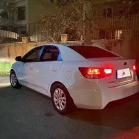 سراتو دنده ای مدل ۹۴ بدون رنگ در حد صفر