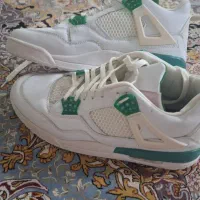 فروش کتونی ساقدارسایز۴۱