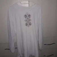 تعدادی لباس وکفش نو