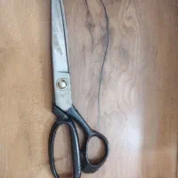 قیچی خیاطی جنس آهنی قدیمی سالم تمیز نو