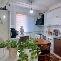 آپارتمان ۷۱ متری خ ۱۶ متری  لاله ۱۰ / طبقه اول