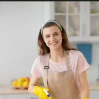 خدمتکار و پرستار خانم پاره وقت