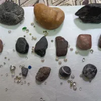 فروش سنگهای زینتی قیمتی
