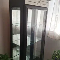 ویترین چوبی ریلی