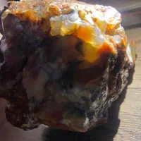 سنگ نوعی عقیق