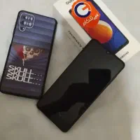 گوشی سامسونگ m12