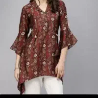 نیازمند مدل خانوم