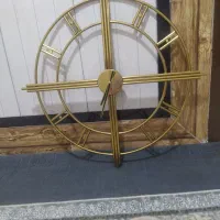 ساعت دیواری