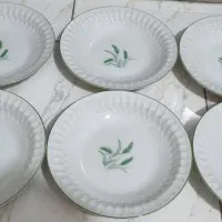 تعدادی ظروف قدیمی(گل سرخی ، گل گندمی )|ظروف سرو و پذیرایی|اندیشه, اندیشه فاز ۱|دیوار