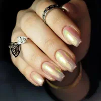 کاشت ناخن با ۵ سال سابقه کاری