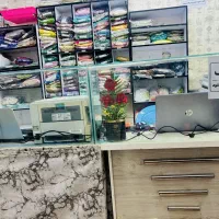 ۲نفر منشی خانم