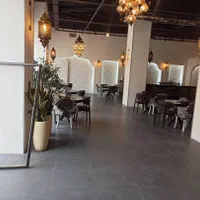 اجاره مغازه ۱۳۰۰ متر بر جاده فشم پارکینگ اختصاصی|اجارهٔ مغازه و غرفه|فشم, |دیوار