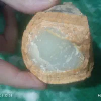 کسی مدونه اسم این سنگ چیه