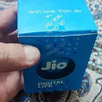 یک مودم وایرلس سیم کارتی و جیبی در حد نو
