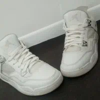 کتونی|کیف، کفش، کمربند|قم, امامزاده ابراهیم|دیوار