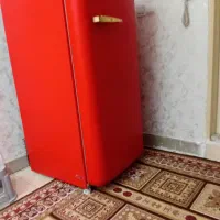 یخچال امرسان قرمز مات در حد نو
