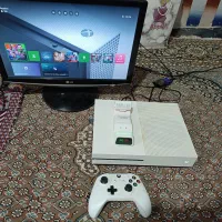 Xbox one s 500 gig|کنسول، بازی ویدئویی و آنلاین|آبیک, |دیوار