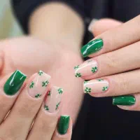 کاشت ناخن فقط ۳۳۰ت(ژلیش پا رایگان هدیه ما به شما)|خدمات آرایشگری و زیبایی|رشت, معلم|دیوار