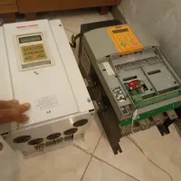 درایو آسانسور دست دو